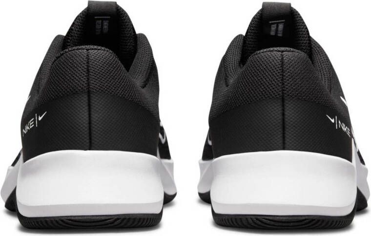 Nike MC Trainer 2 fitness schoenen zwart wit