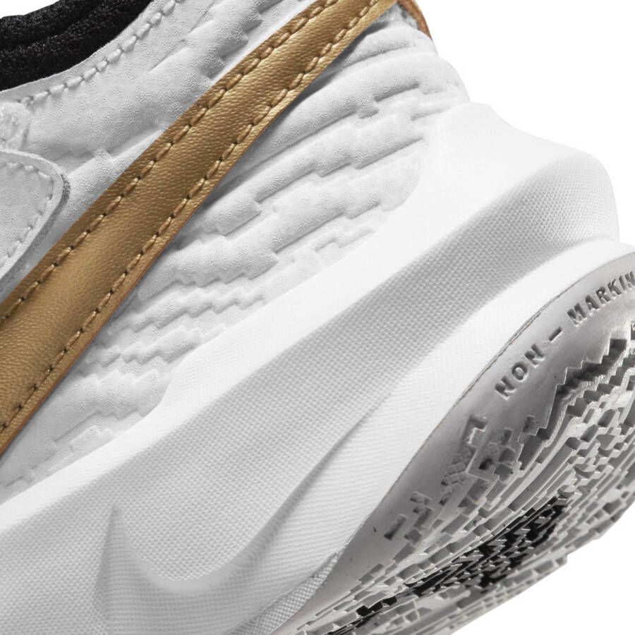 Nike Team Hustle D 10 sneakers zwart metallic goud wit