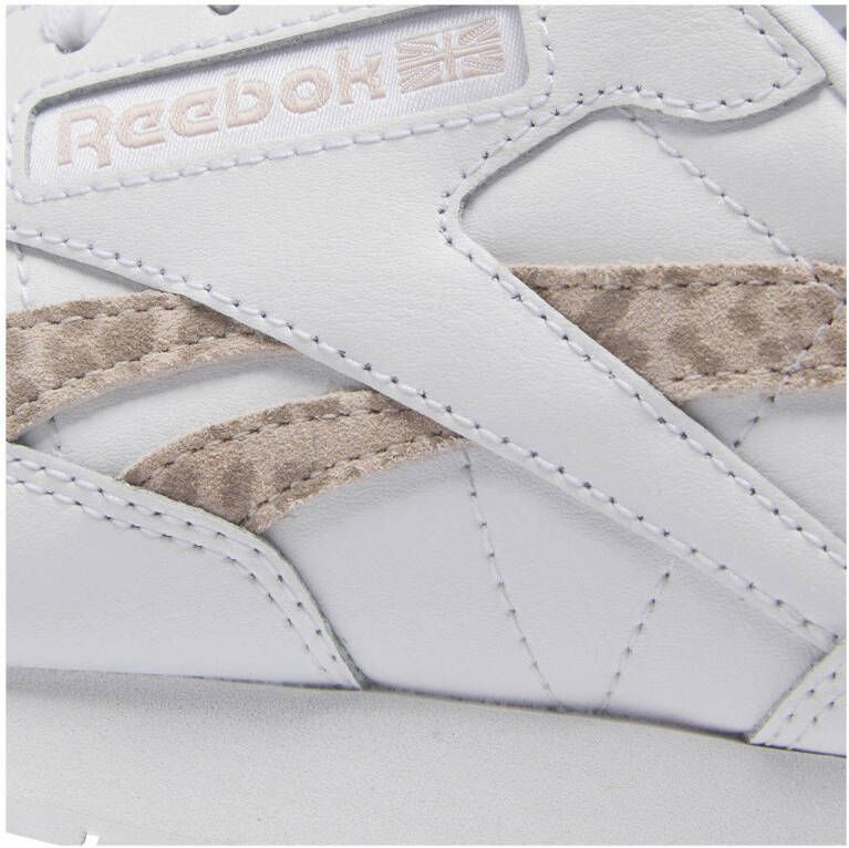 Reebok Classics Classic Leather sneakers wit zand