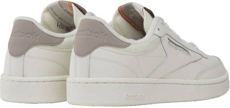 Reebok Classics Club C 85 sneakers wit beige