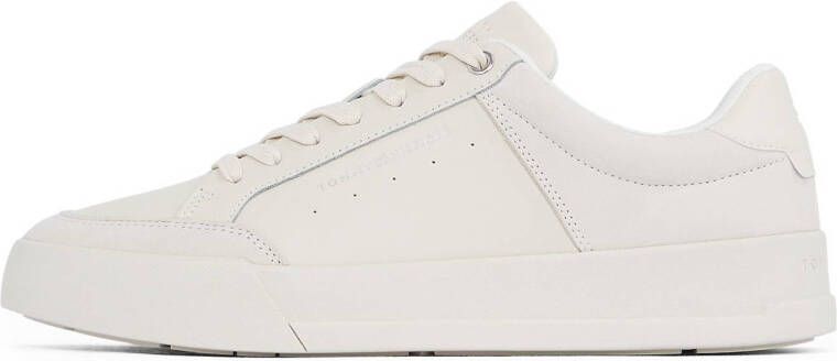 Tommy Hilfiger nubuck sneakers wit