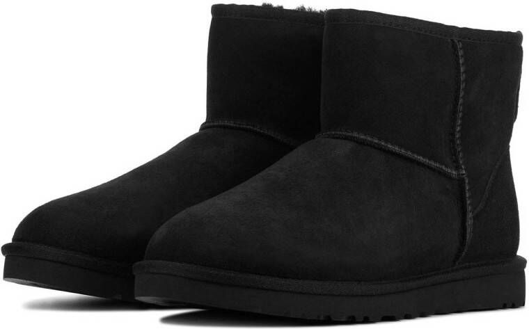 UGG Classic Ultra Mini II suède enkelboots zwart