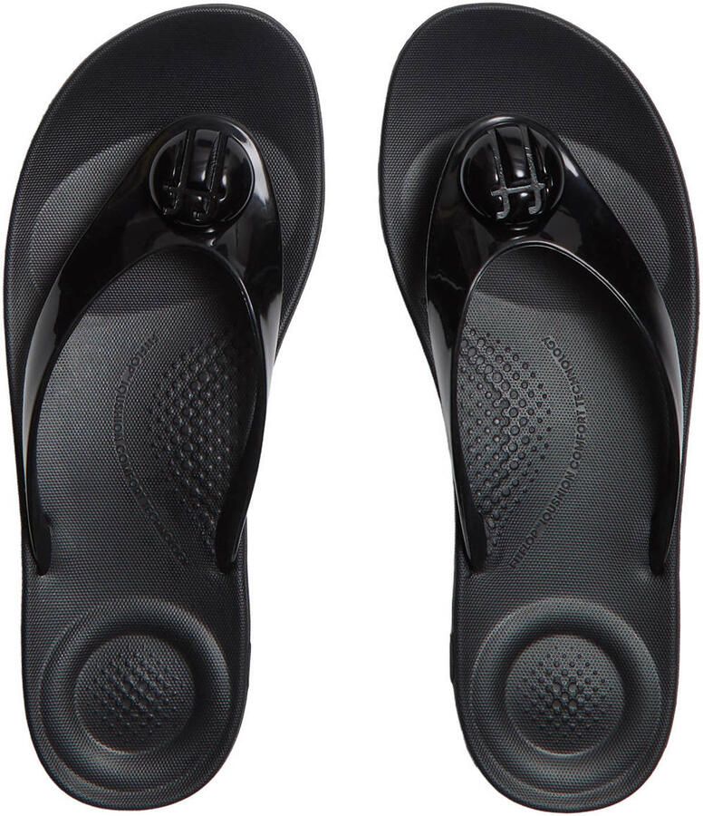 FitFlop TM Iqushion Glossy Button teenslippers met sleehak zwart