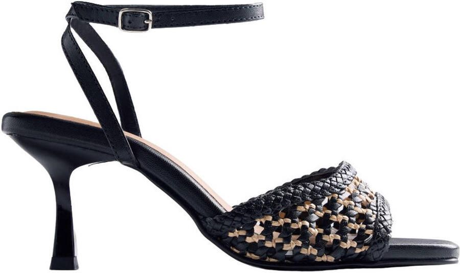 Gioseppo Kajiado leren sandalettes zwart beige