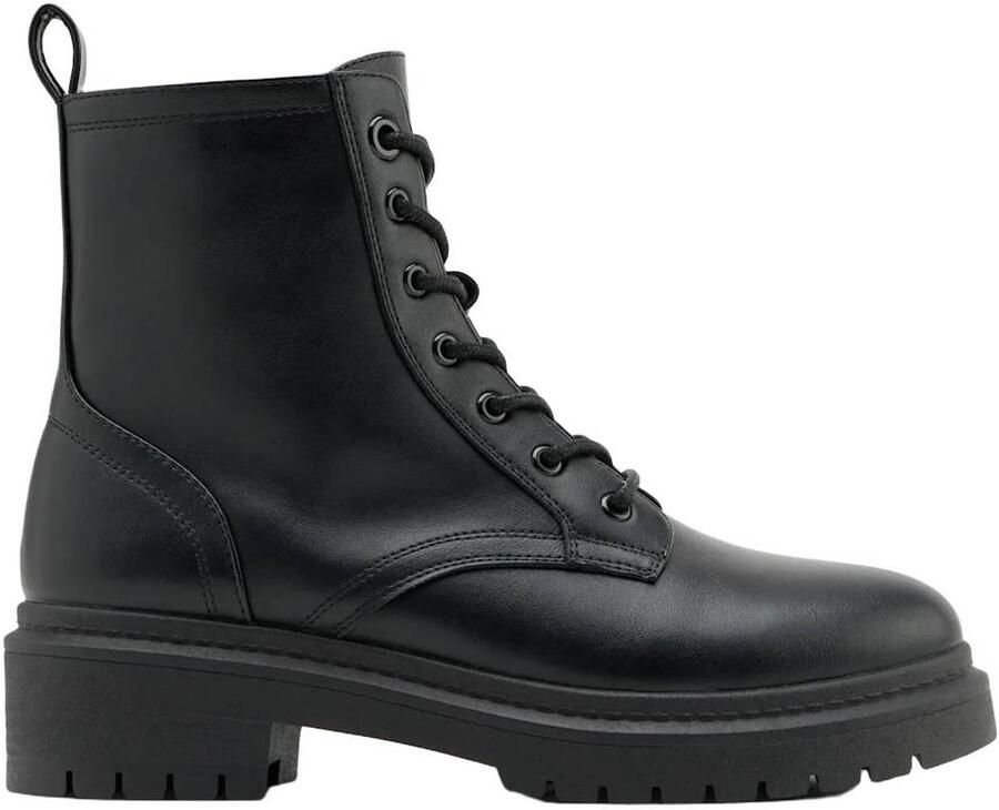 Graceland veterboots met profielzool zwart
