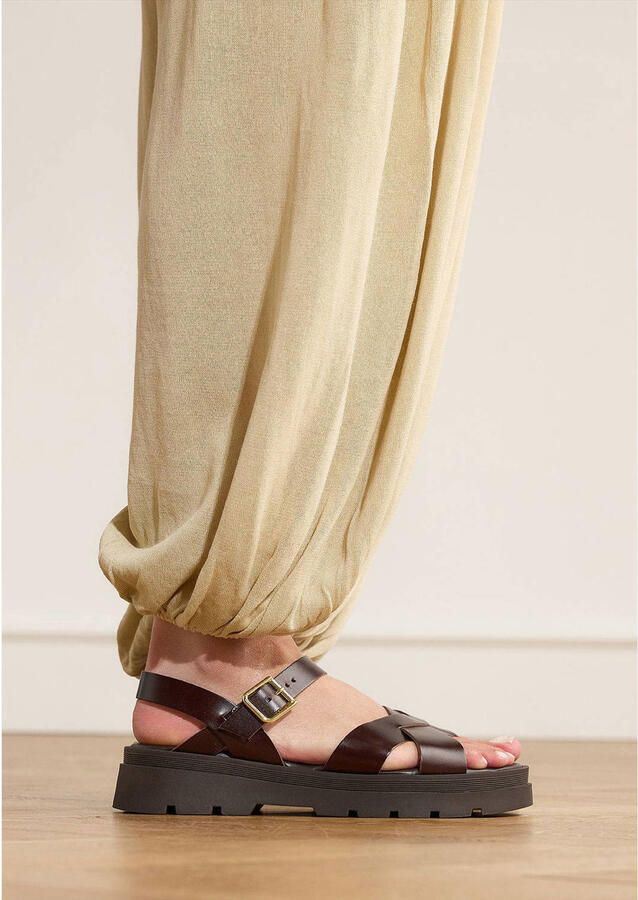 Manfield Dames Zwarte leren sandalen