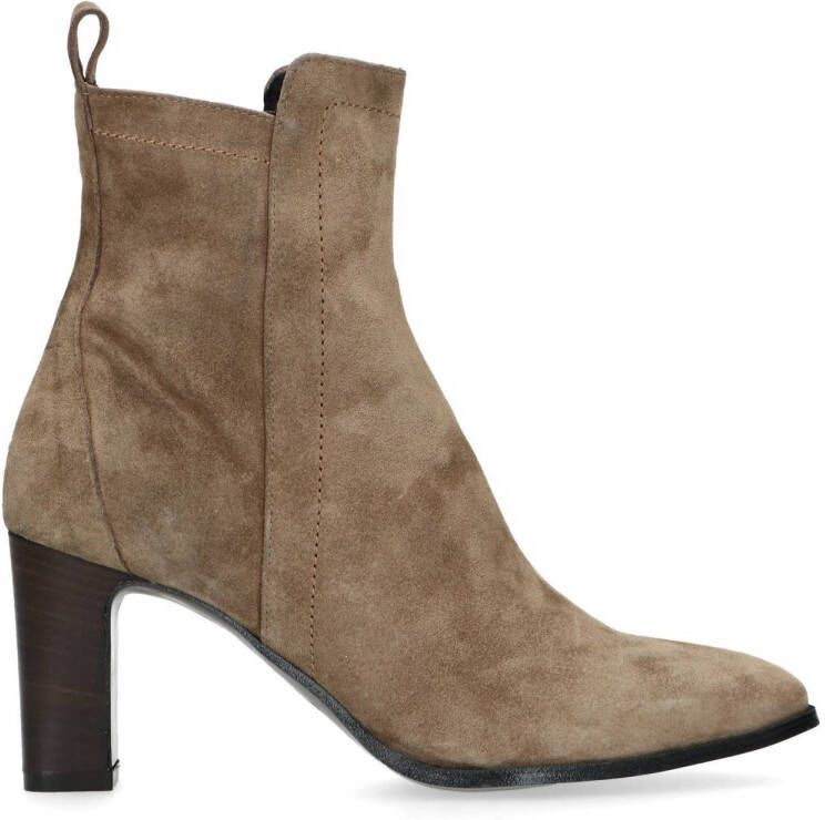 Manfield Dames Beige suède enkellaarsjes met hak - Schoenen.nl