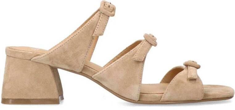 Manfield Dames Beige suède sandalen met hak en gespjes
