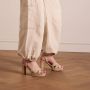 Manfield Dames Beige suède sandalen met hak - Thumbnail 1