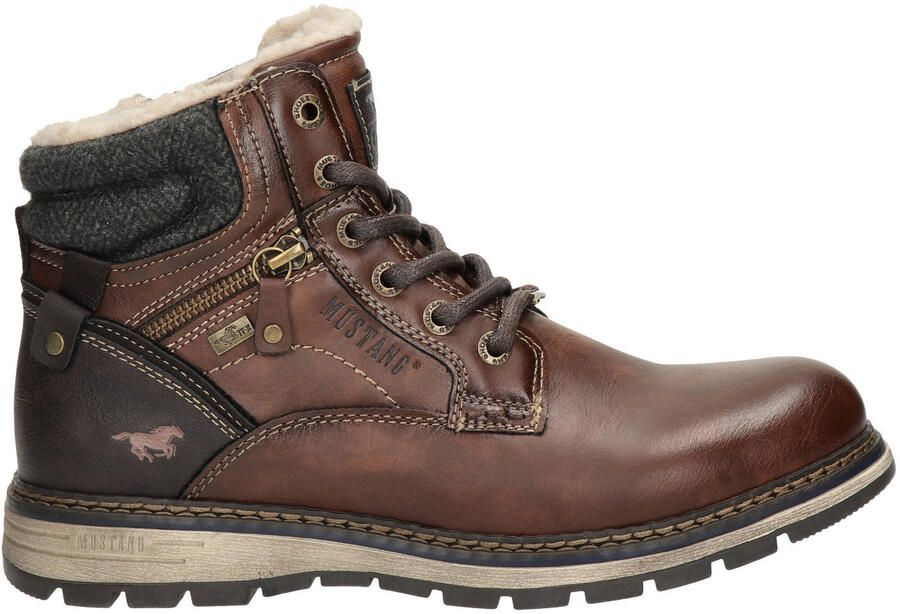 Mustang veterboots met profielzool bruin