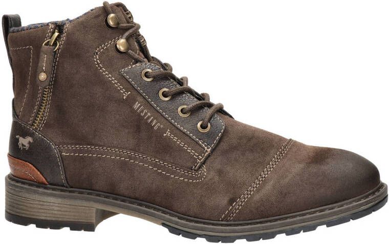 Mustang Shoes Veterschoenen Winterlaarzen casual laarzen met stijlvolle logoprint op de tong