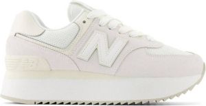 New Balance 574 sneaker van suède met details van leer