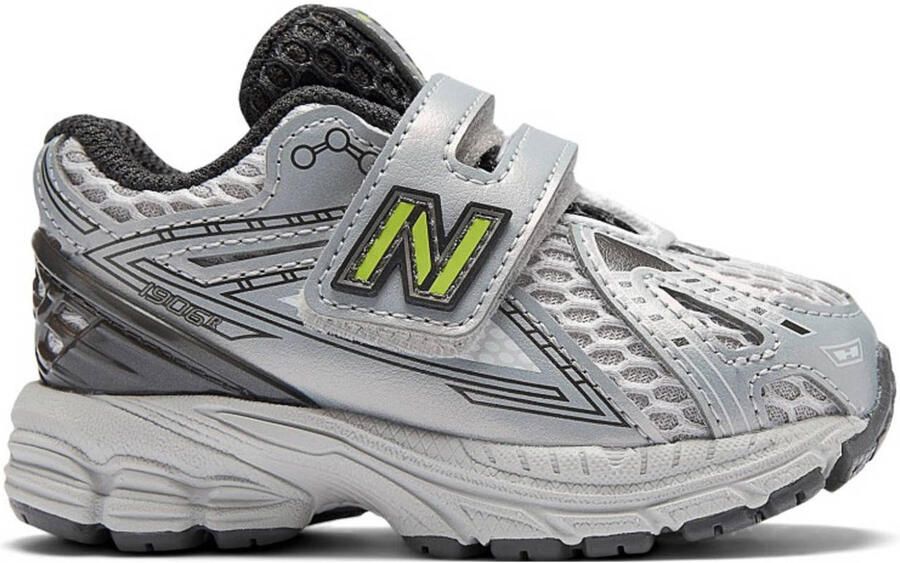New Balance 1906 sneakers zilver zwart geel