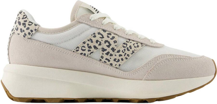 New Balance Beige Panther Print Lage Top Sneakers