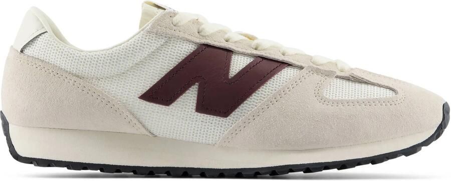 New Balance sneakers ecru