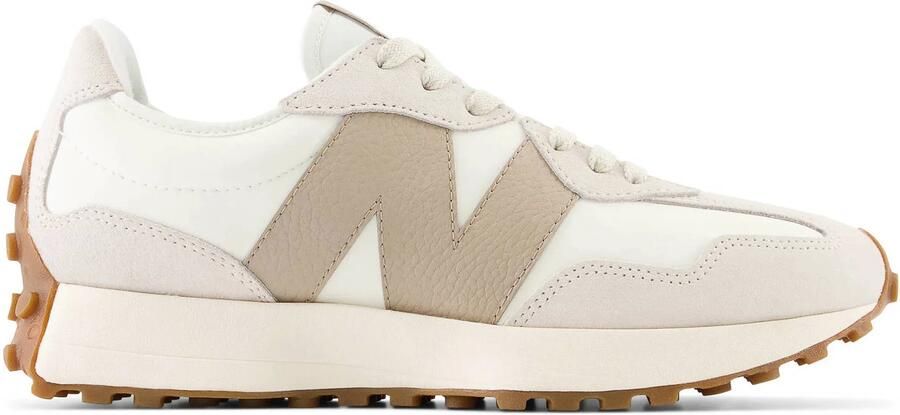 New Balance Beige Sneakers Elegante en Comfortabele Pasvorm Beige Unisex