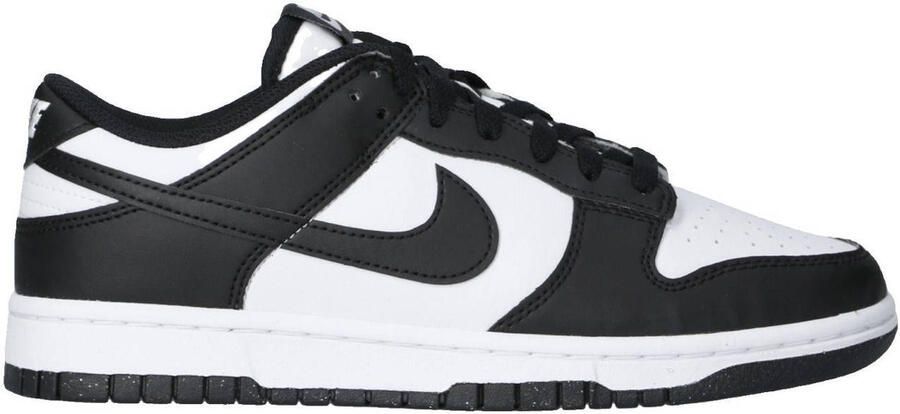 Nike Kinder Sneakers Dunk Low BG Panda Wit Zwart 35 5 EU Klassieke lage sneakers perfecte balans tussen retro stijl en dagelijks comfort. Gemaakt van natuurlijk leer