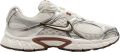 Nike V5 RNR met accenten met reflecterend design Wit - Wit