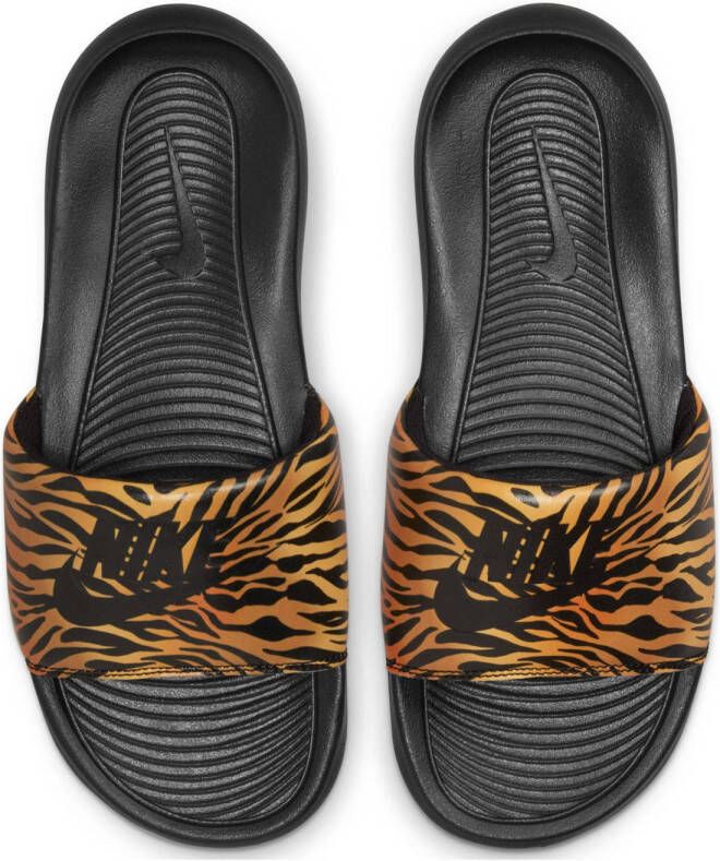 Nike Victori One Slipper met print voor dames Black Black Dames