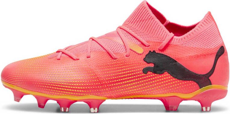 PUMA Future 7 Match Gras Kunstgras Voetbalschoenen (MG) Roze Zwart Oranje