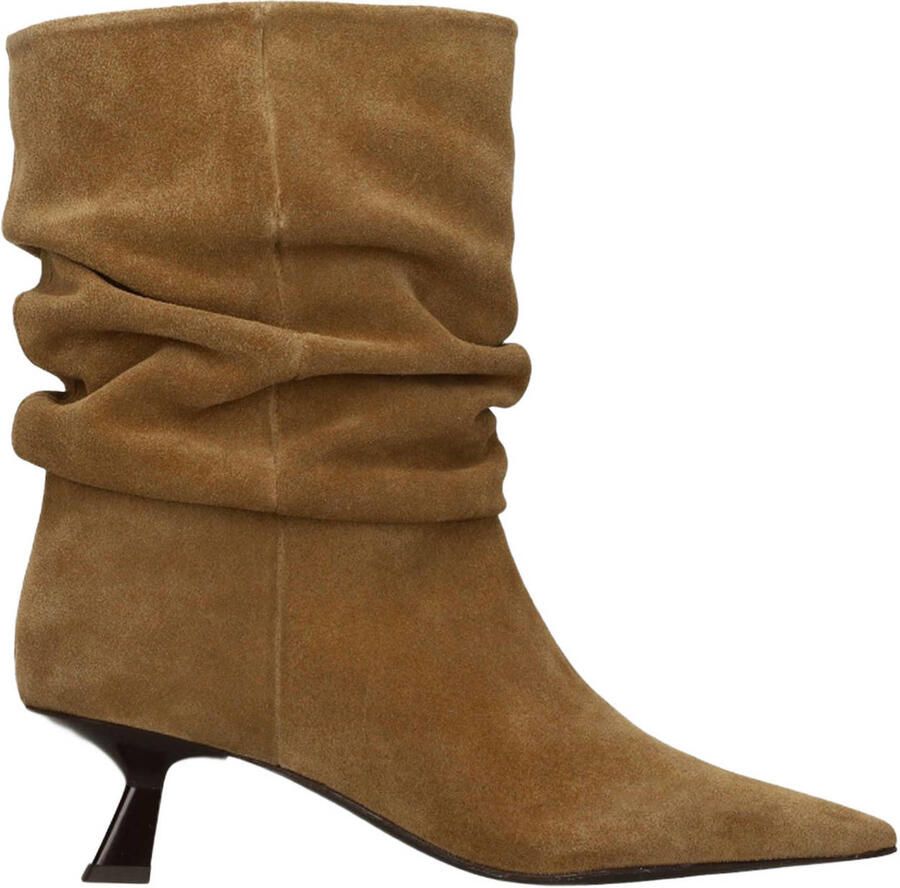 Sacha Dames Beige suède slouchy enkellaarsjes met hak