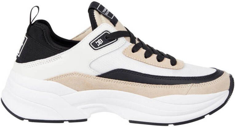 Tommy Hilfiger Beige Sneakers Casual Eco-Vriendelijke Stijl