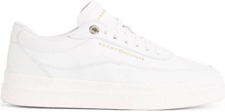 Tommy Hilfiger Plateausneakers MODERN COURT SNEAKER LTHR vrijetijdsschoen lage schoen veterschoen met contrasterend logo