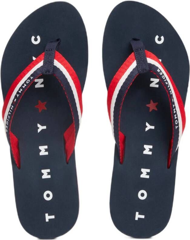 Tommy Hilfiger Teenslippers TOMMY LOVES NY BEACH SANDAL zomerschoen slippers poolslippers met logo op de loopzool