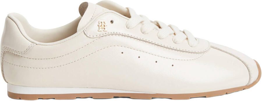 TOMMY HILFIGER Sneakers laag 'TH Monogram Plaque' crème