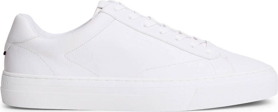 Tommy Hilfiger Sneakers PREMIUM DRESS CUPSOLE LTH vrijetijdsschoen halfhoge schoen veterschoen met vlaggenembleem op de hiel
