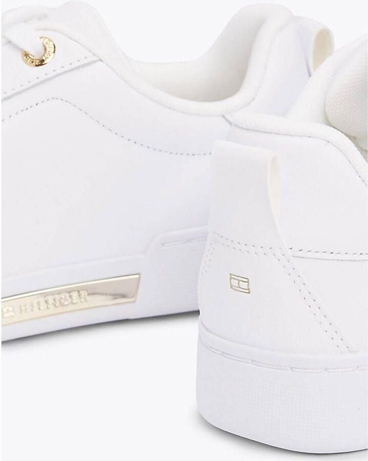 Tommy Hilfiger Plateausneakers CHIQUE COURT SNEAKER Vrijetijdsschoen lage schoen veterschoen logo applicatie op het plateau - Foto 2
