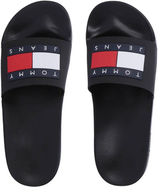 TOMMY JEANS Badslippers POOL SLIDE ESS zomerschoen badschoens slippers met opvallende logo-vlag