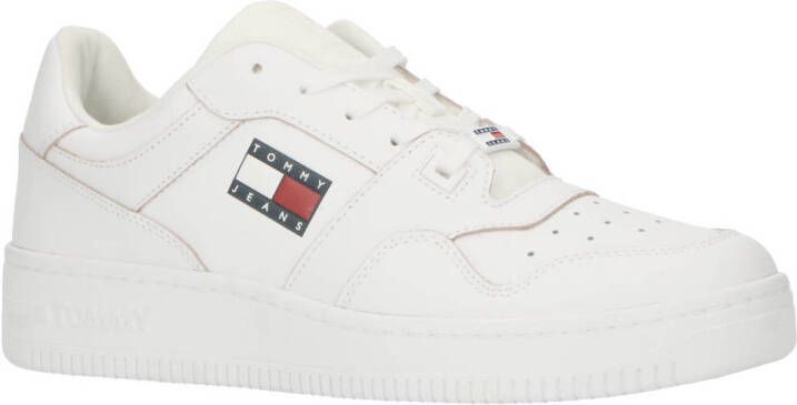 TOMMY JEANS Plateausneakers TJW RETRO BASKET FLATFORM ESS met logo-tekst in de zool vrijetijdsschoen lage schoen veterschoen - Foto 7