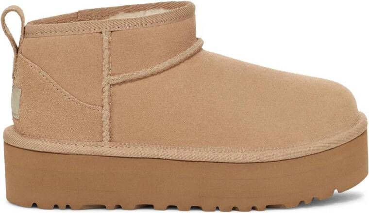 UGG Classic ultra mini platform suède enkelboots beige