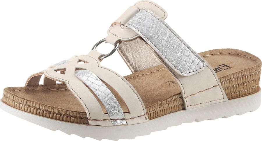 Fischer slippers