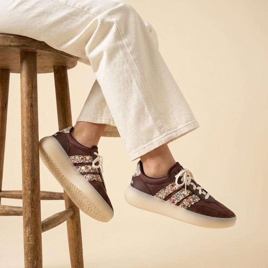 Adidas Sportswear Sneakers met bloemig logoband model 'BARREDA DECODE'
