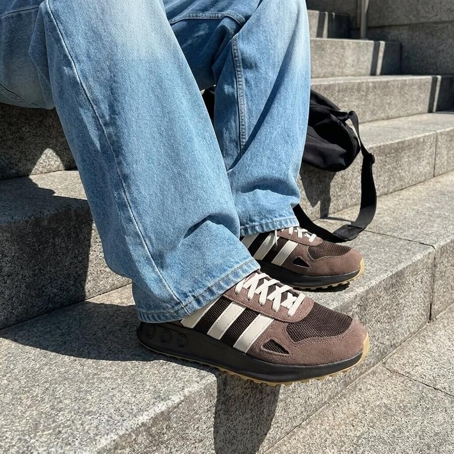 Adidas Run 84 Sneakers bruin Leer - Foto 2