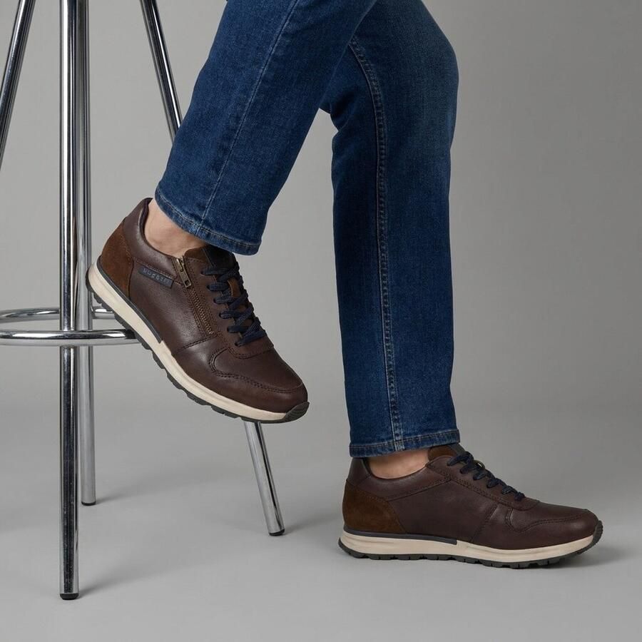 Bugatti Stranger Sneakers bruin