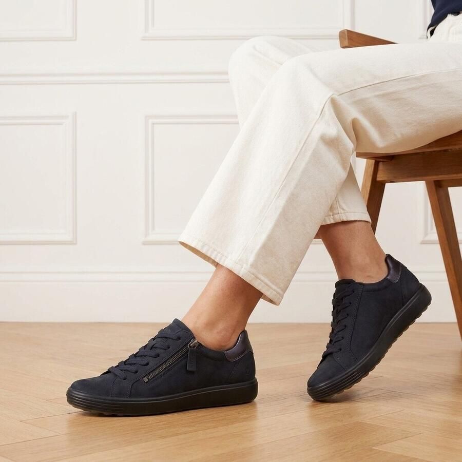 ECCO -art-490553 61332 -dames-blauw-nubuck-sneaker