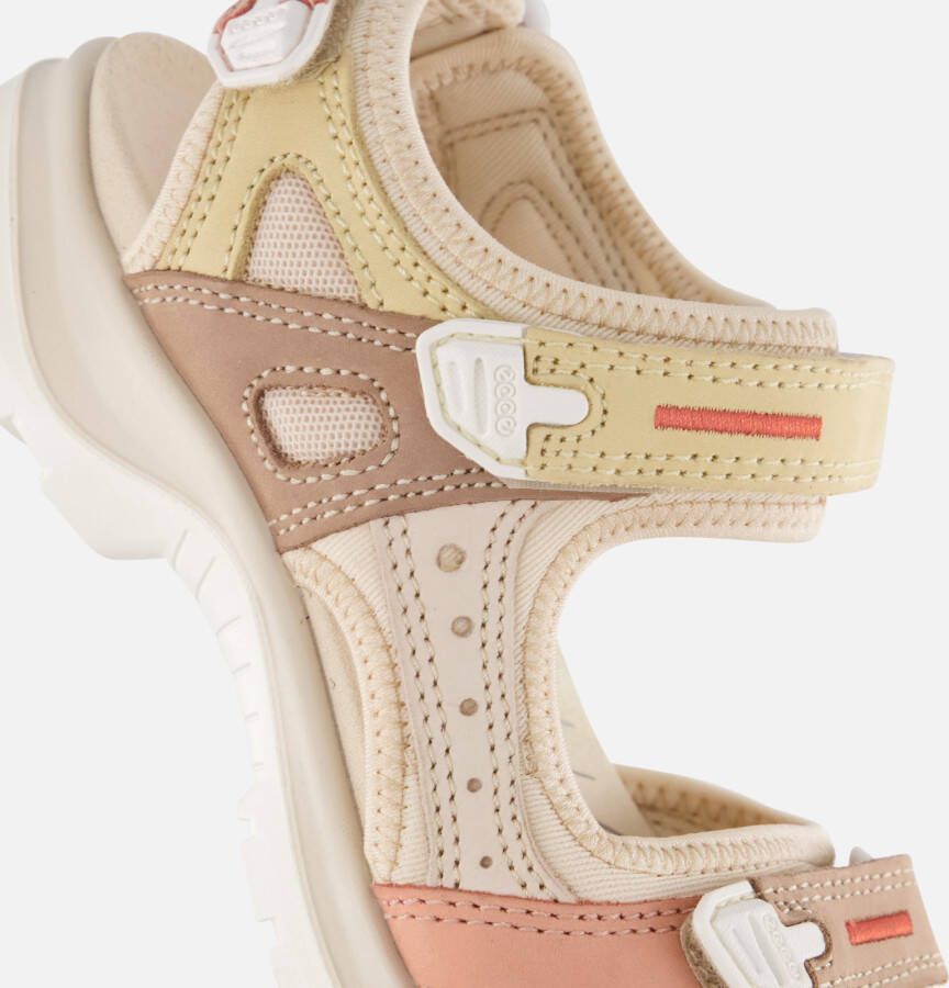 ECCO Offroad Sandalen roze Leer