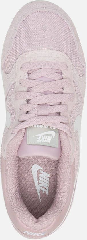 Nike MD Runner 2 Sneakers roze Textiel