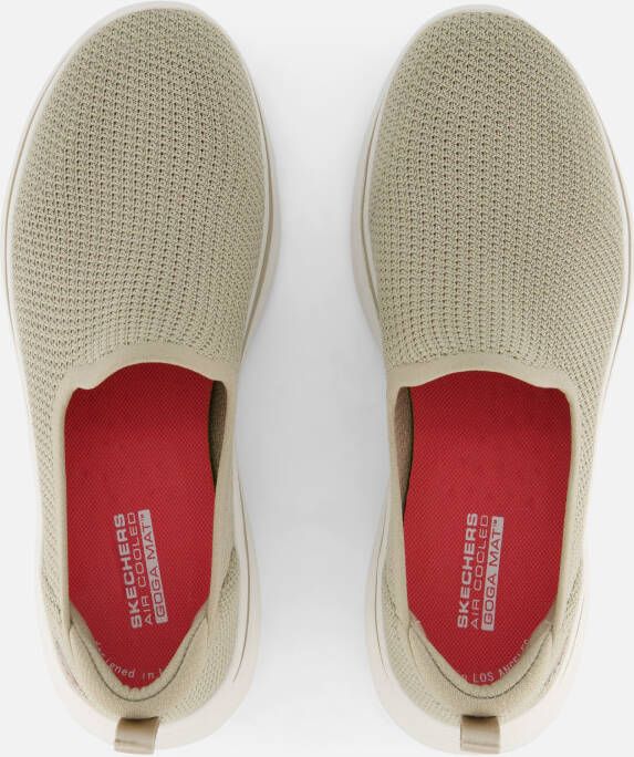 Skechers Go Walk 7 Slip On Instappers beige