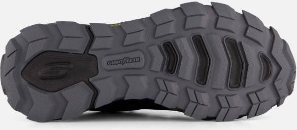 Skechers Max Protect Ironguard Sneakers zwart