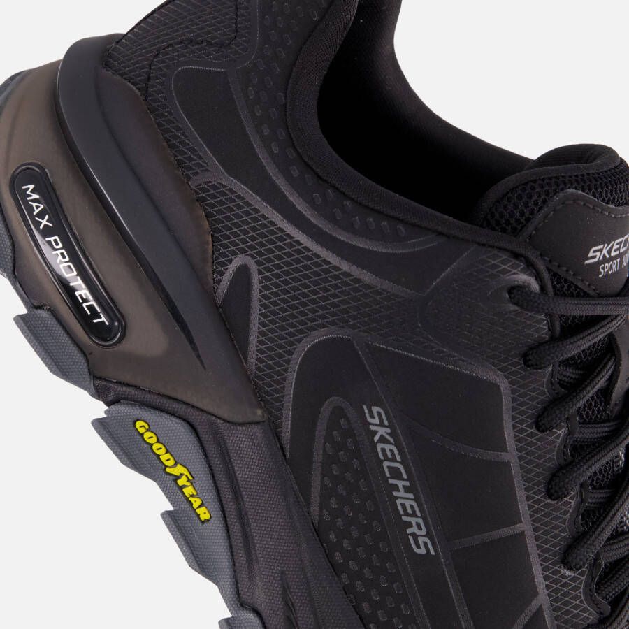 Skechers Max Protect Ironguard Sneakers zwart
