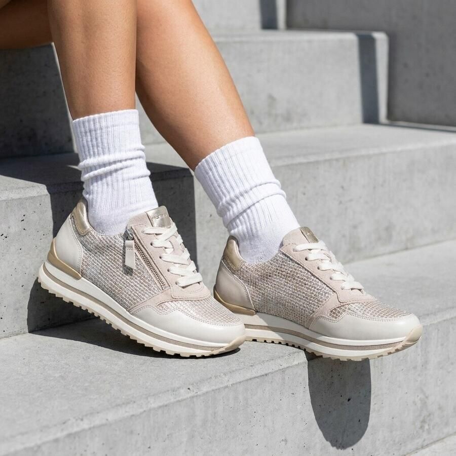 Gabor Sneakers met sleehak Turijn vrijetijdsschoen lage schoen veterschoen met mooie metallic details