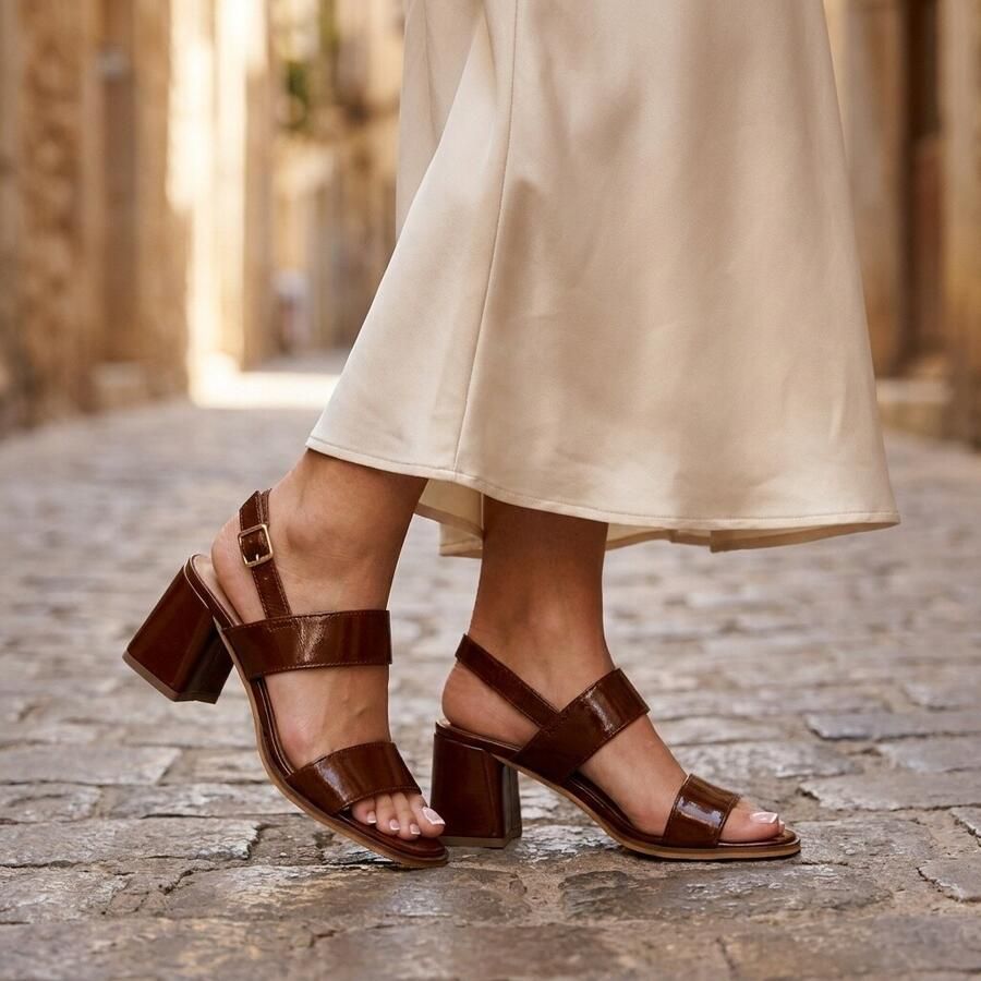 Linea Zeta Sandalen Met Hak bruin Lak