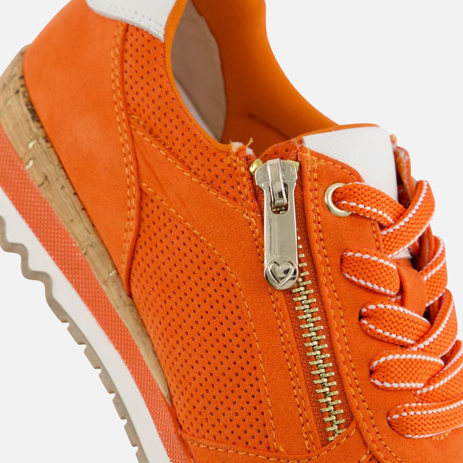 Marco Tozzi Sneakers met sleehak vrijetijdsschoen lage schoen veterschoen in vegan uitvoering