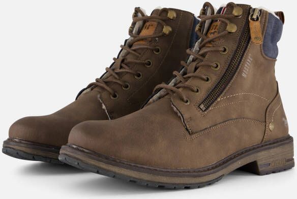 Mustang Shoes Hoge veterschoenen met zijrits voor gemakkelijker instappen