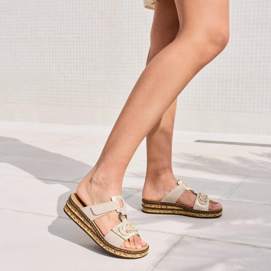 Rieker Slipper 62936 60 Beige Zacht Voetbed