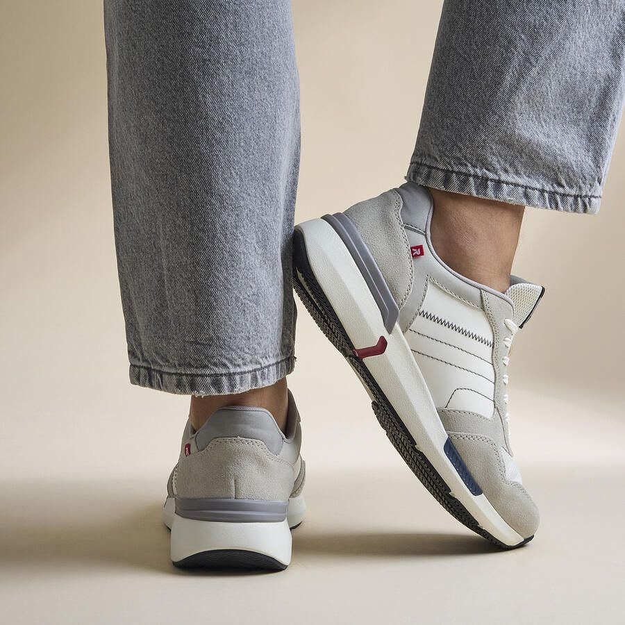 Rieker Evolution Sneakers wit Leer